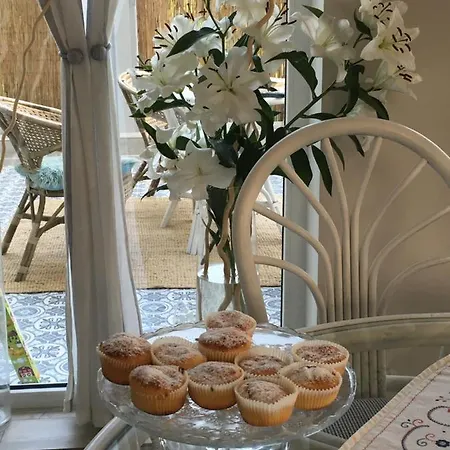 Pastelowa Bed & Breakfast 4*
