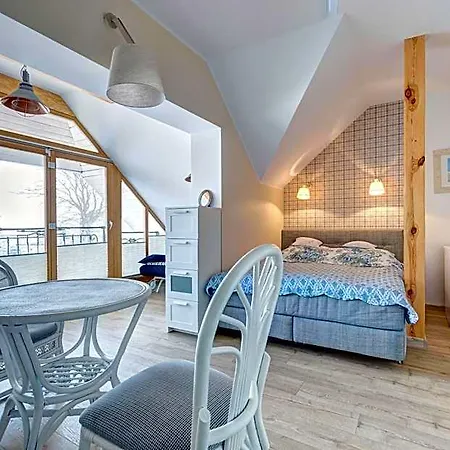 Pastelowa Bed & Breakfast 4*