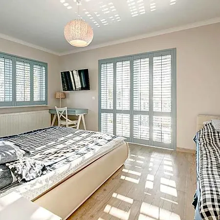 Pastelowa Bed & Breakfast 4*